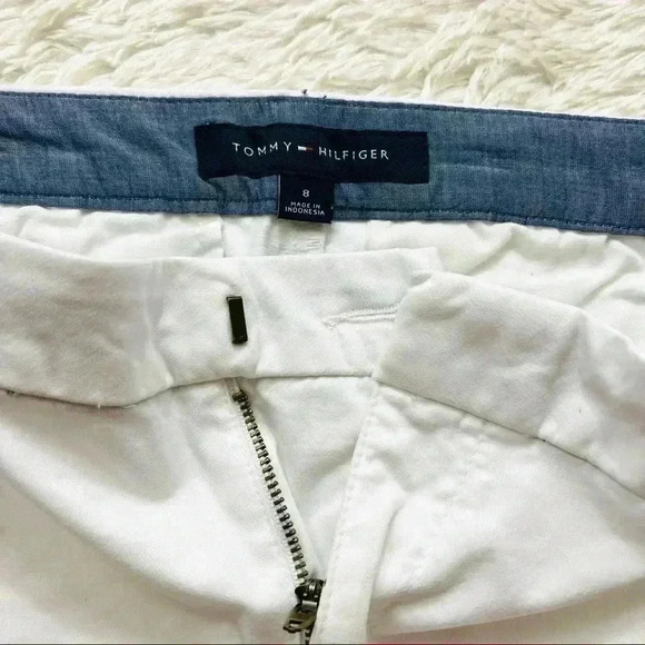 2 Pair of Tommy Hilfiger White & Blue Chino Flat Front Shorts Size 6 & 8 - Picture 10 of 11